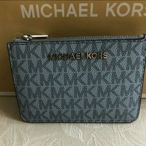 NWT Michael Kors Jet Set Travel Pouch/Wallet